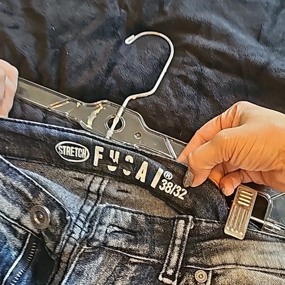 Jeans - Picture 3 of 3